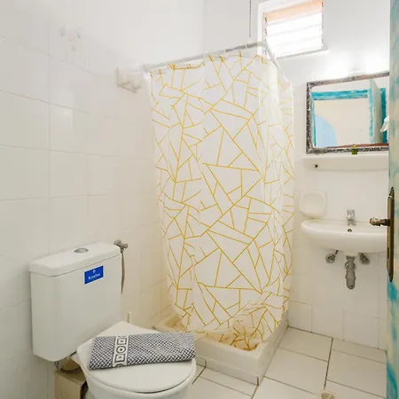 Apartahotel Kyprianos 3*