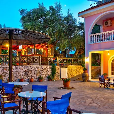 Kyprianos Apartahotel Keri