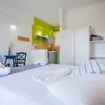 Kyprianos Lejlighedshotel 4*