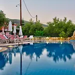 Lejlighedshotel Kyprianos Keri