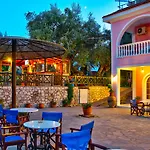 Kyprianos Lejlighedshotel 4*