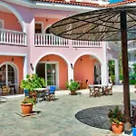 Kyprianos Lejlighedshotel