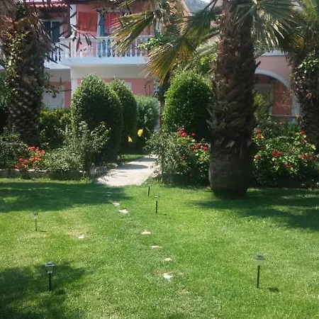 Hotel apartamentowy Kyprianos