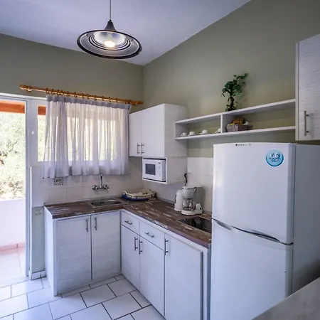 Kyprianos 3* Κερί
