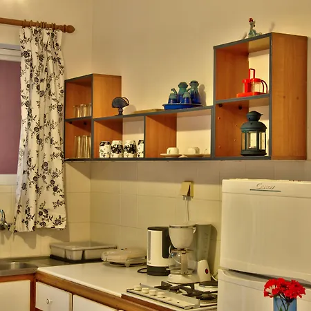 Kyprianos Apartmanhotel