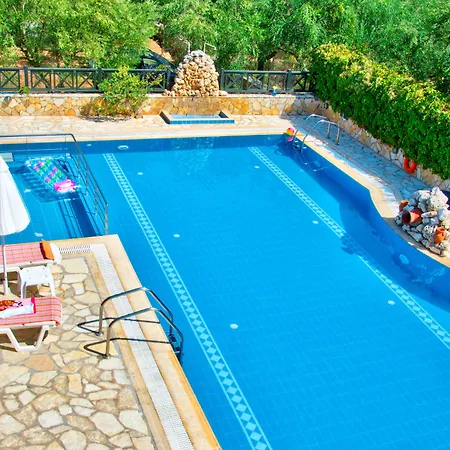 Kyprianos Lejlighedshotel 4*