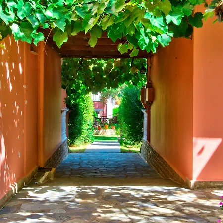 Kyprianos Lejlighedshotel