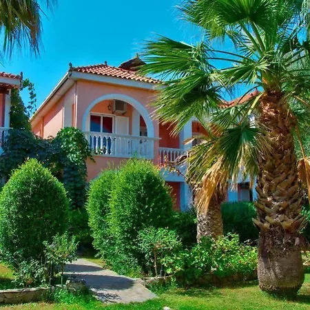 Apart-hotel Kyprianos 4*