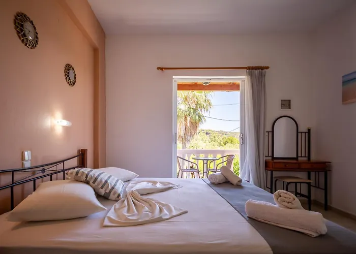 Apart Otel Kyprianos Keri