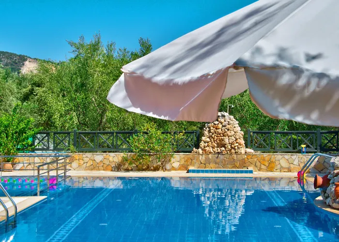 Kyprianos Apart Otel 4*
