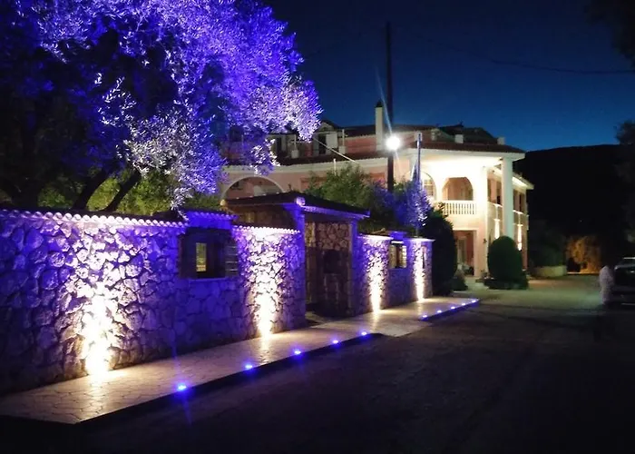 Apart Otel Kyprianos