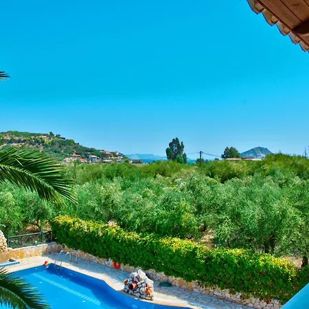 Kyprianos Apart Otel