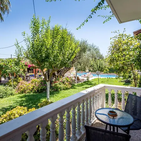 Kyprianos Apartmanhotel