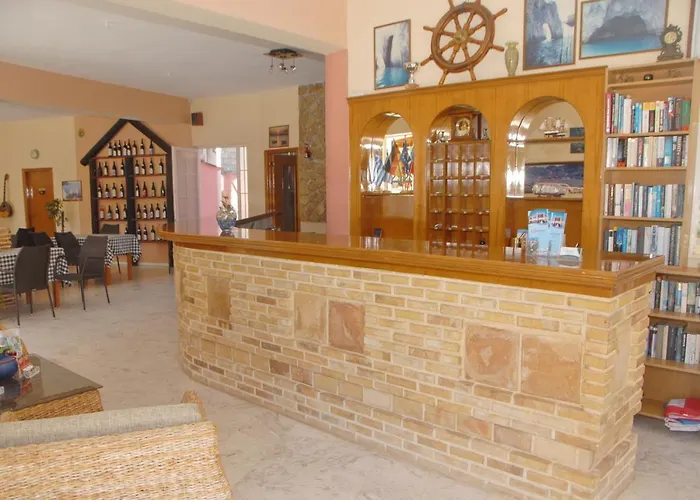 Aparthotel Kyprianos