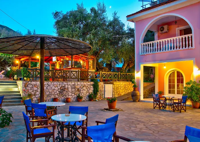 Kyprianos Aparthotel 4*