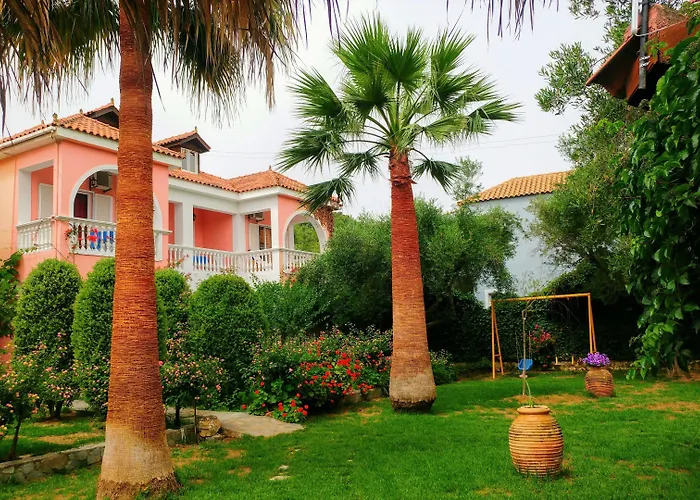 Aparthotel Kyprianos 4*