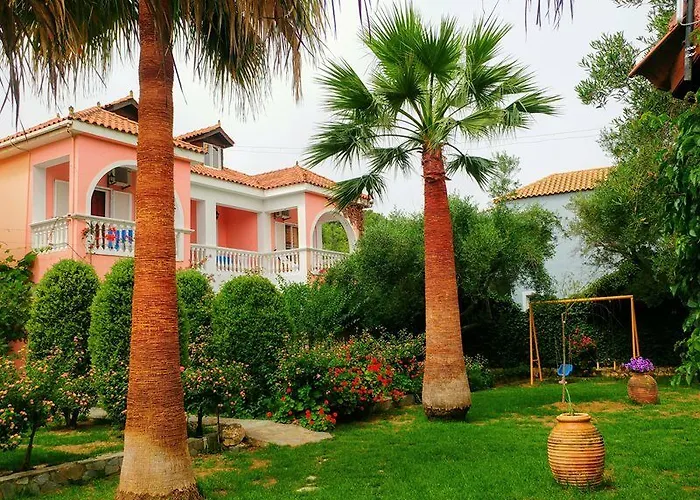 Aparthotel Kyprianos 4*